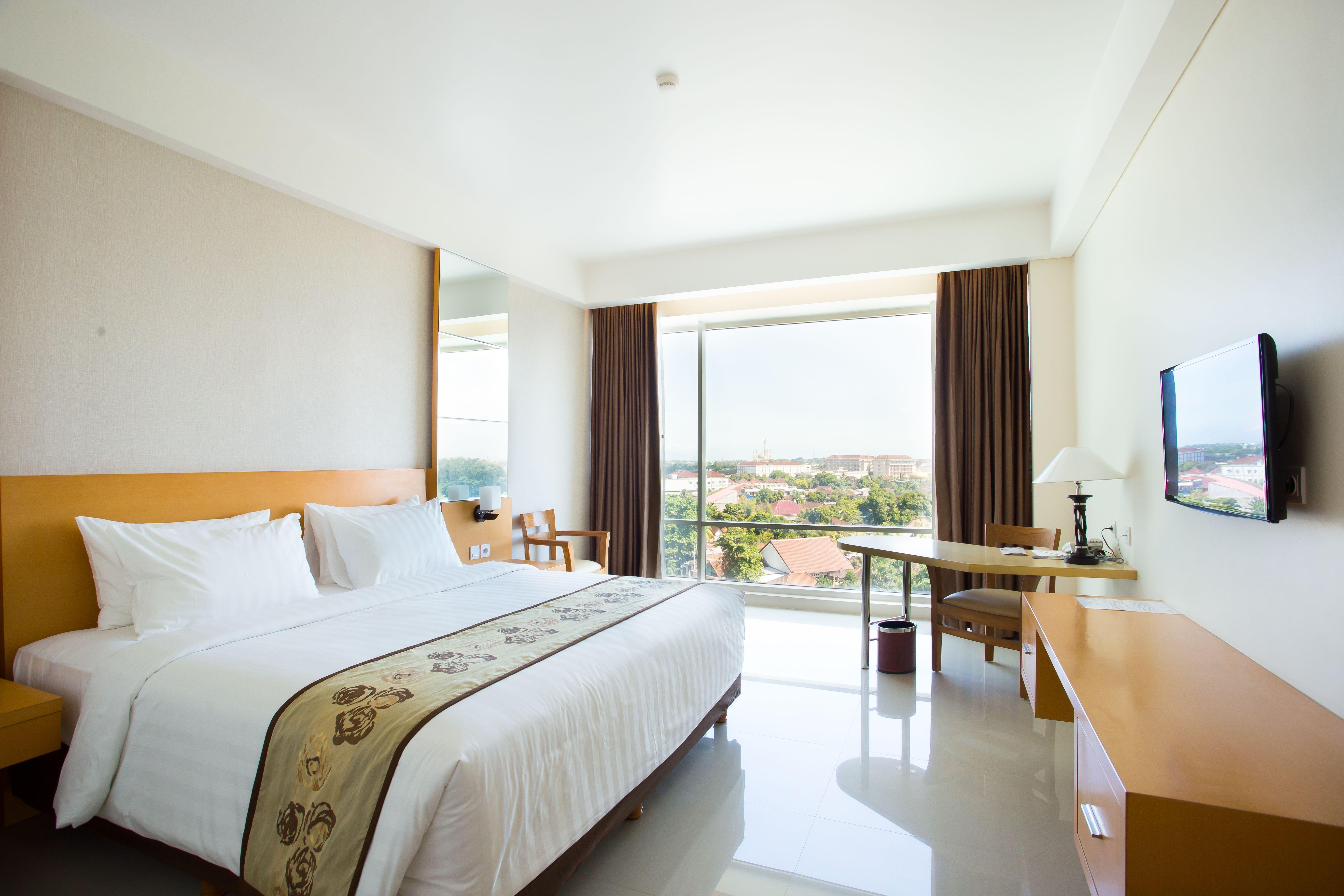 Golden Palace Hotel Lombok Mataram Exterior photo