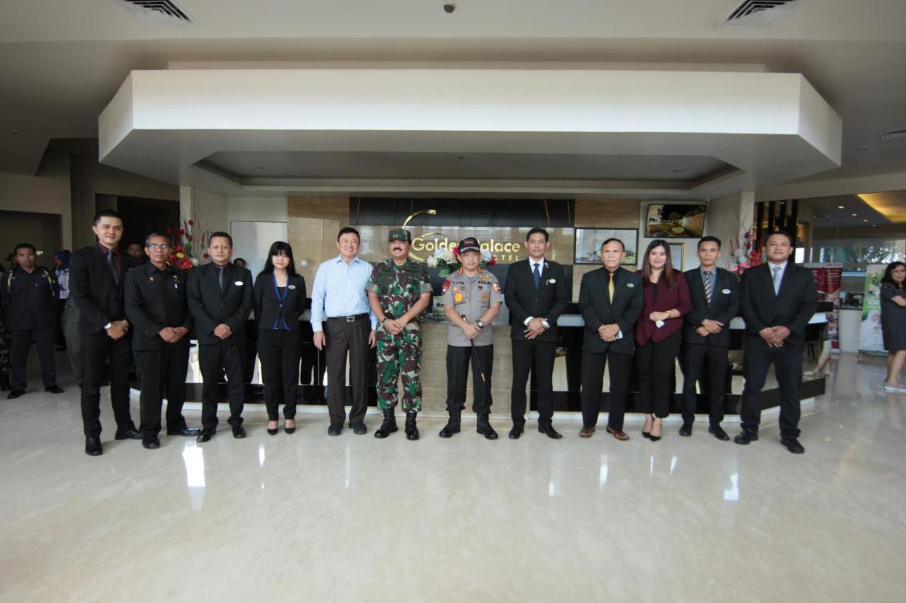 Golden Palace Hotel Lombok Mataram Exterior photo